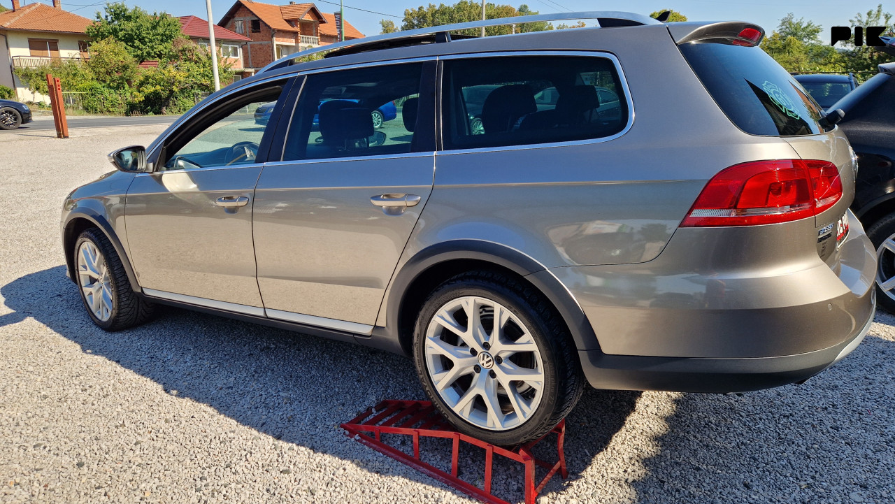 VW PASSAT 7 B7 ALLTRACK 2012 2.0TDI 103KW  UVOZ NJEMACKA