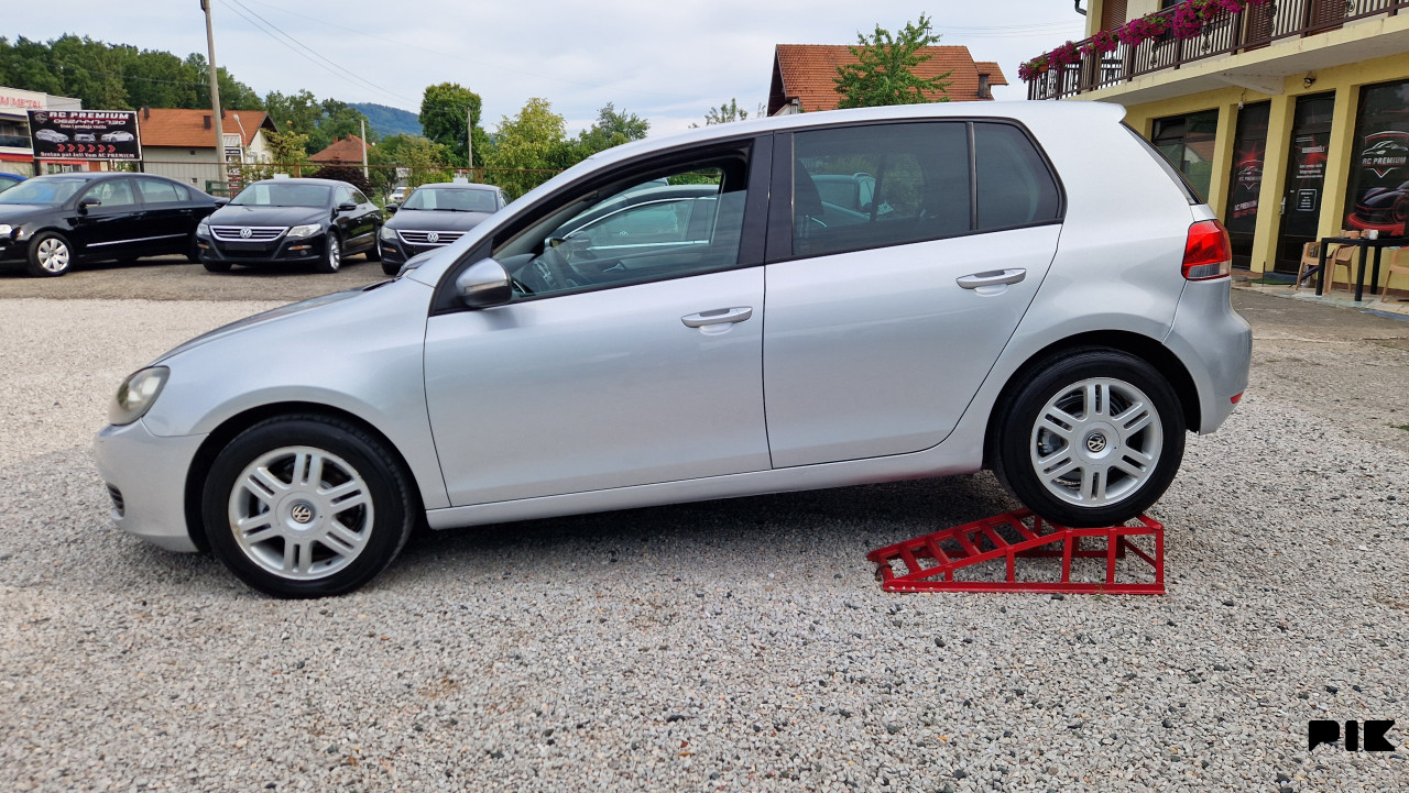 VW GOLF 6 2.0TDI 81KW 2009