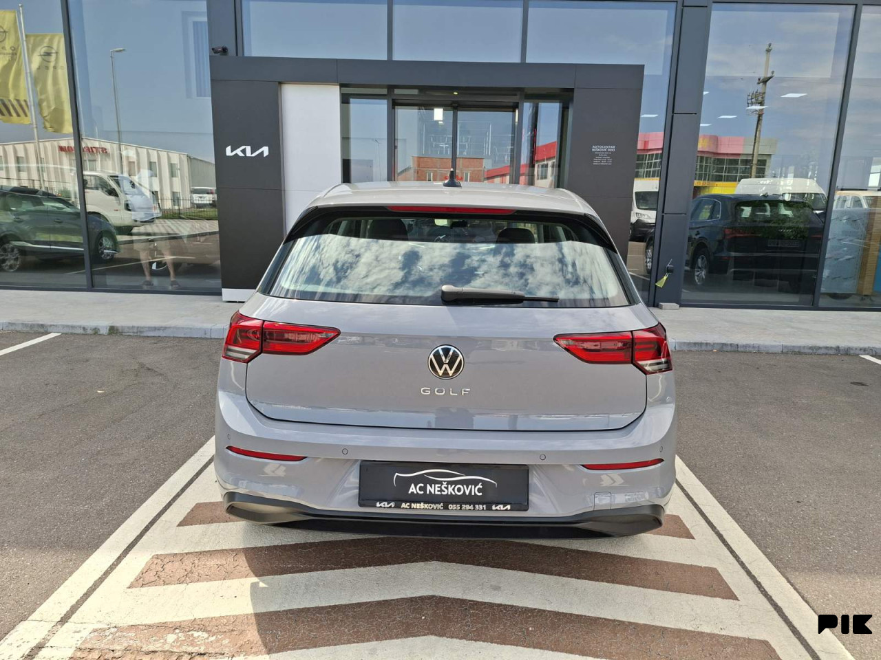 Volkswagen Golf 2021