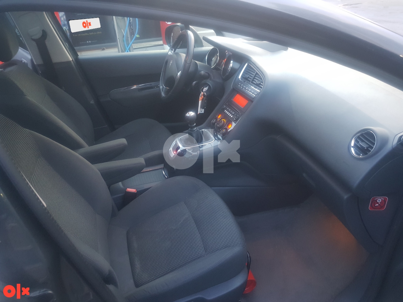 Peugeot 5008 2015