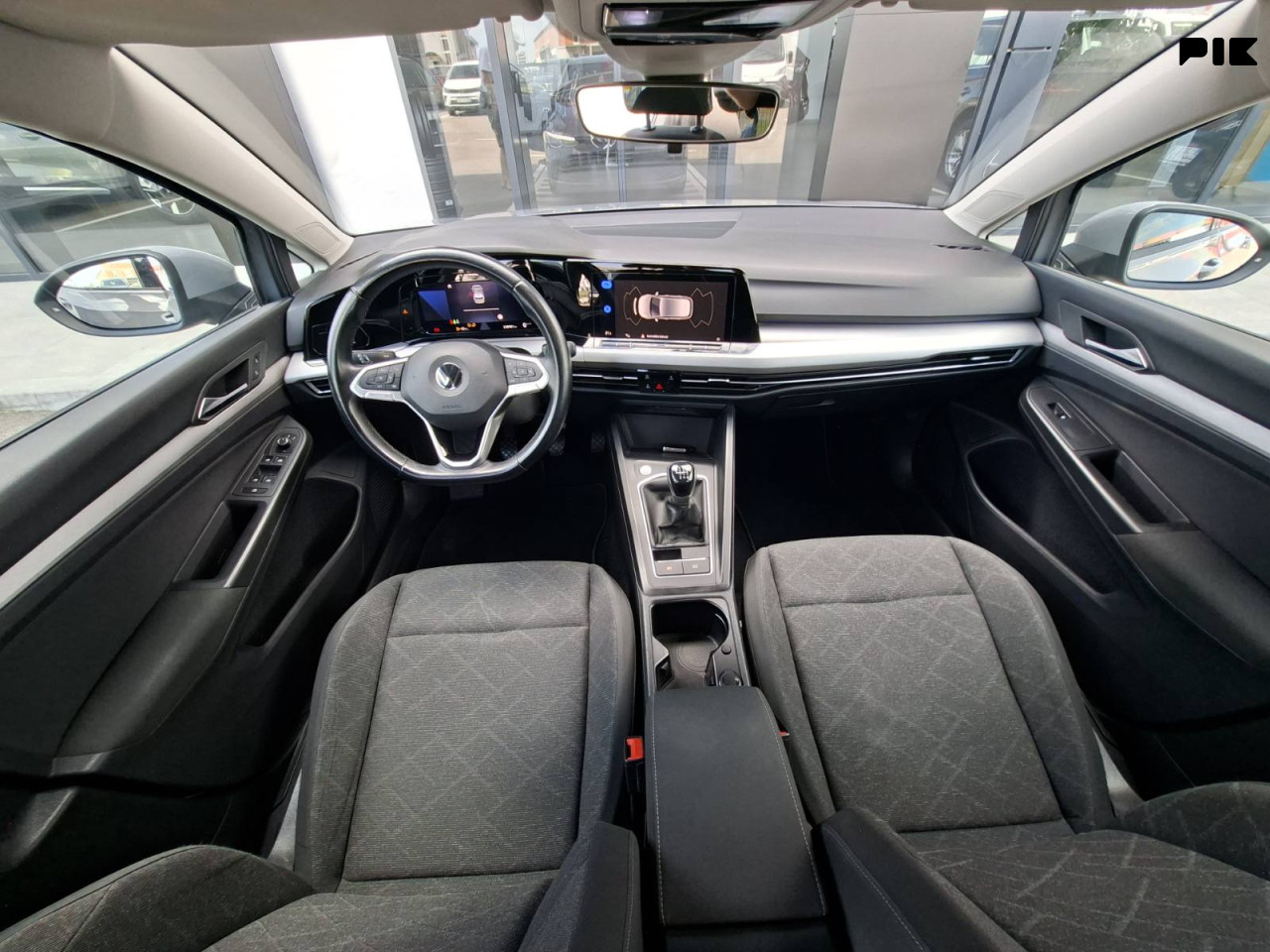 Volkswagen Golf 2021