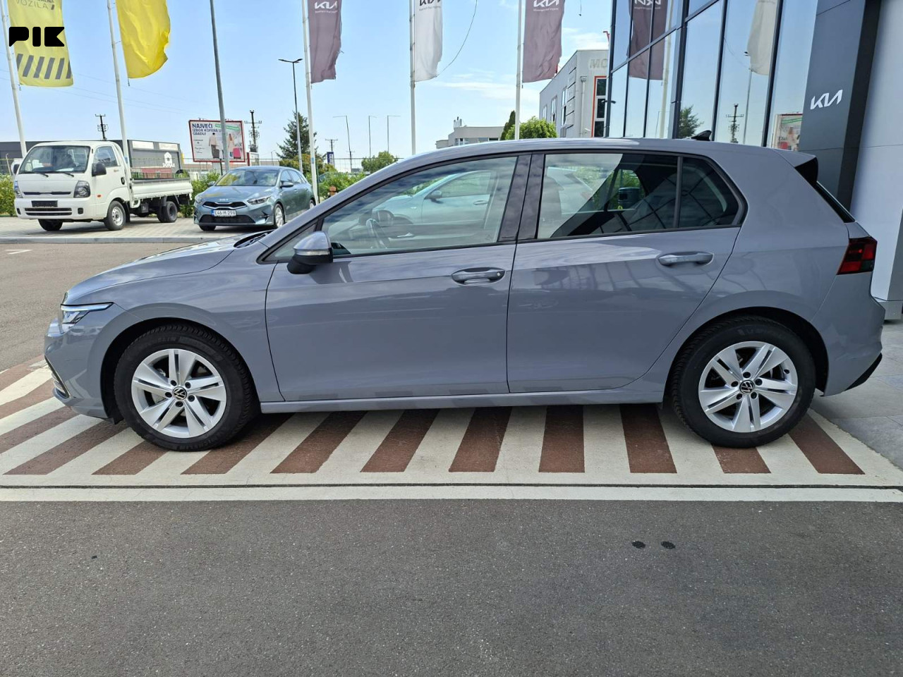 Volkswagen Golf 2021
