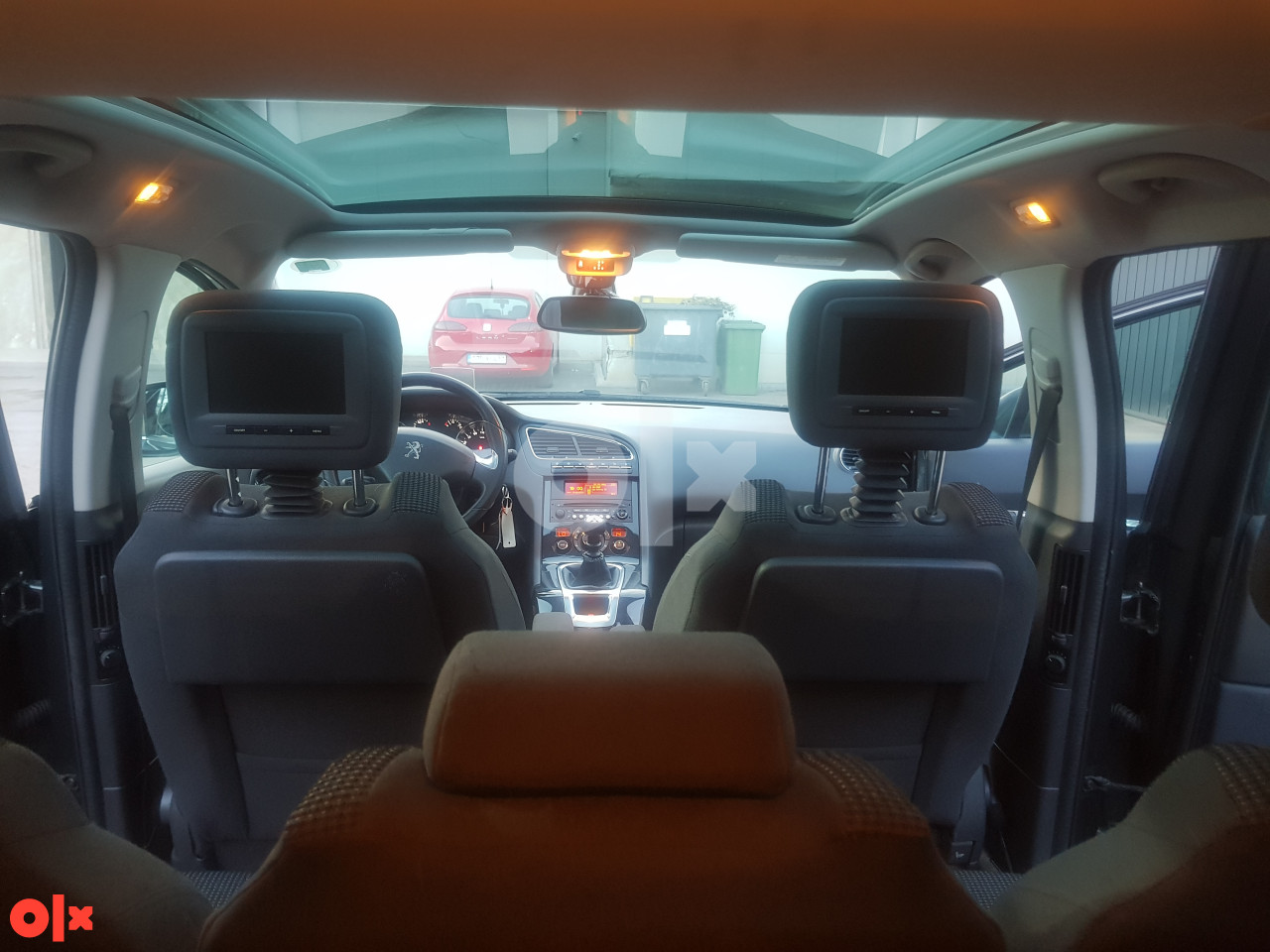Peugeot 5008 2015