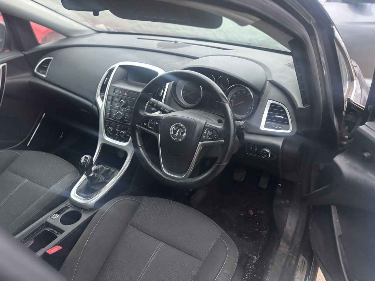 Opel astra j 2.0d 2010 dijelovi