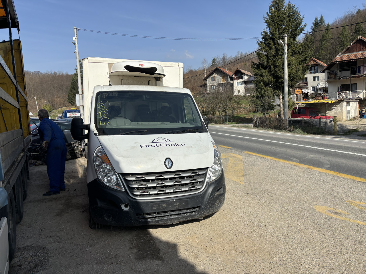 Renault master 2.3 2012 godina za dijelove