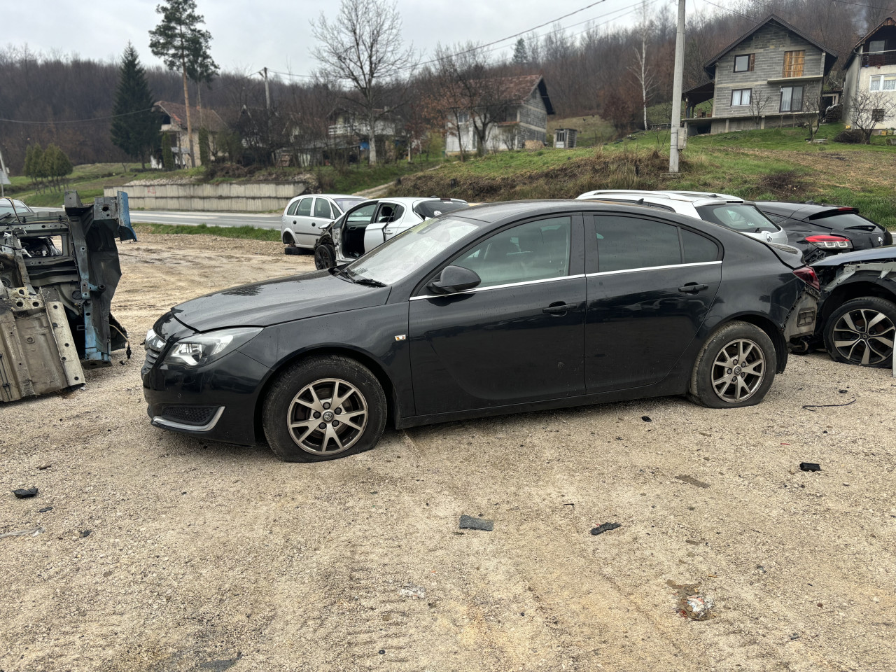 Opel insignia 2.0 2014 xsenon dijelovi