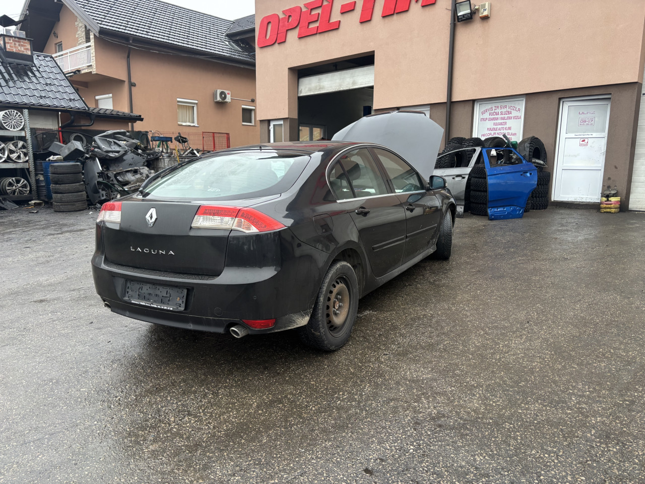 Renault laguna 2.0d 2011 god dijelovi