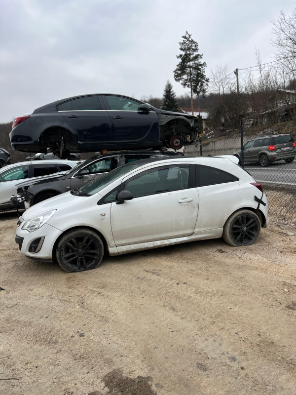 Opel corsa 1.3 jdt euro 5 dijelovi