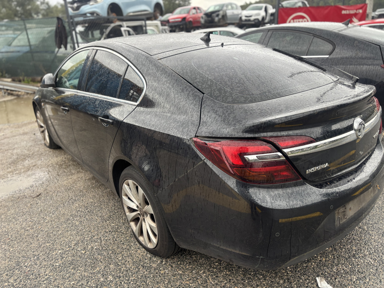 Opel insignia 2.0d 2016 dijelovi