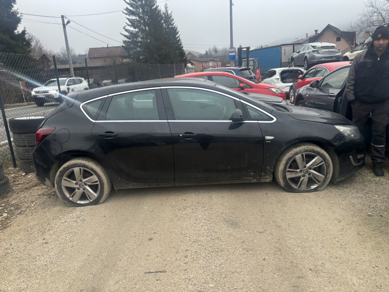 Opel astra j 1.6b 2013g dijelovi