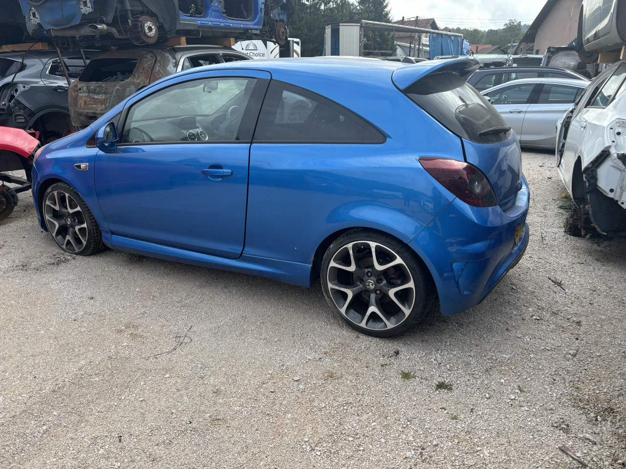 Opel corsa d opc line 2014 g dijelovi