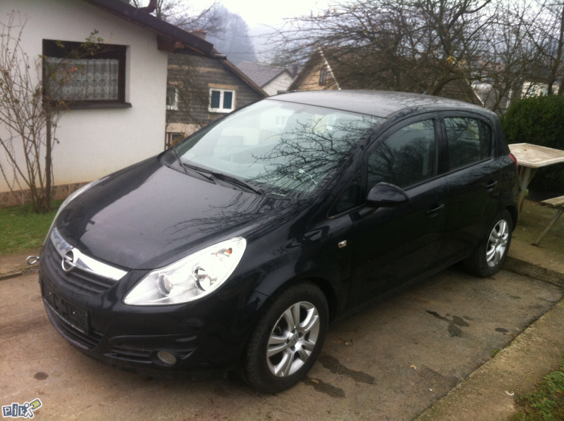Opel corsa 1.2 benz 2010 dijelovi
