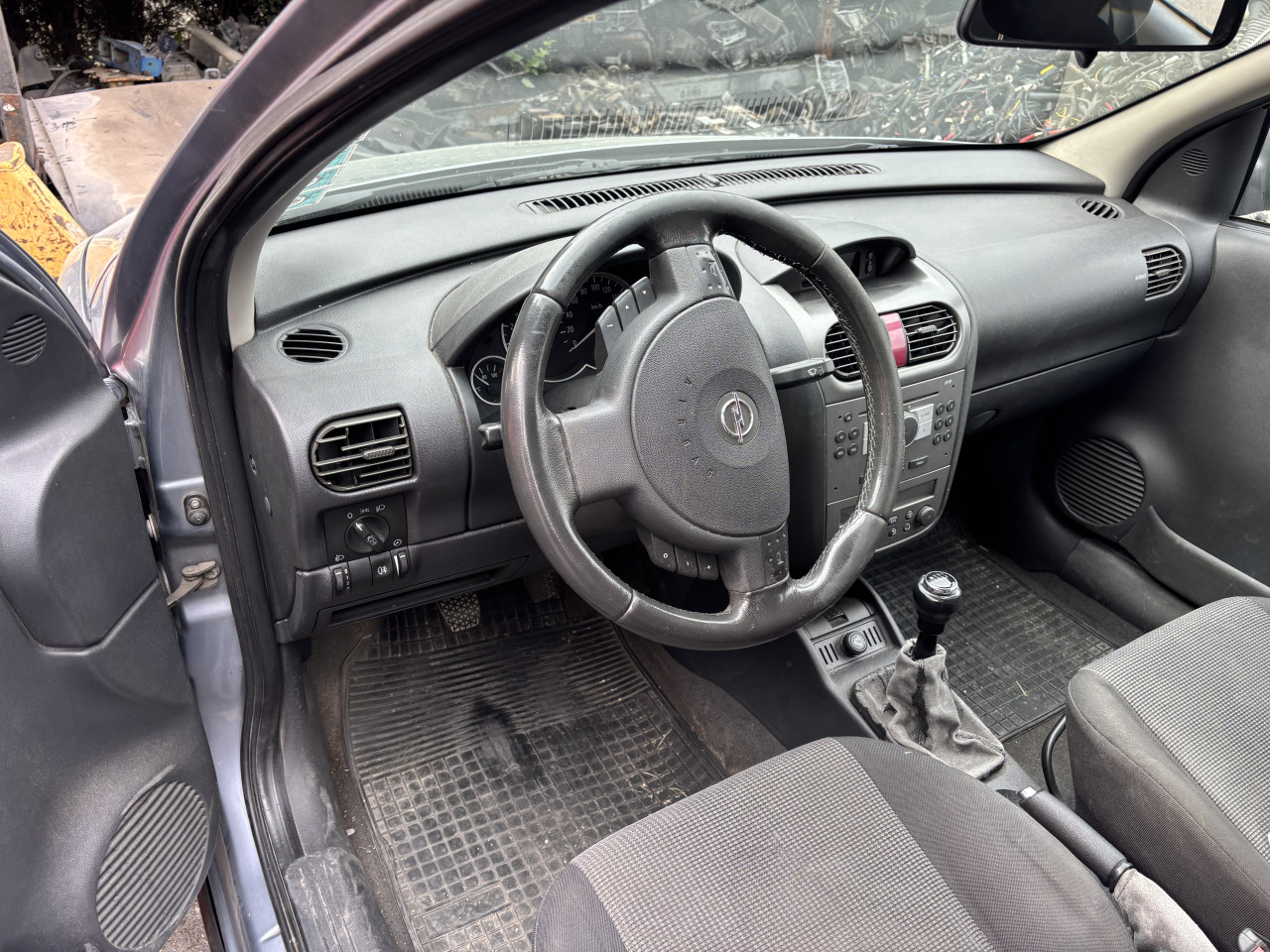 Opel corsa c 1.3 d 2005 dijelovi