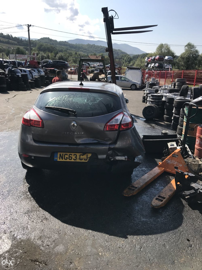 renault megane 1.5 dci 2013 god dijelovi