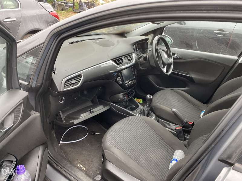 Opel corsa 1.3 d 2016 g dijelovi 063/117-176  063/992-835
