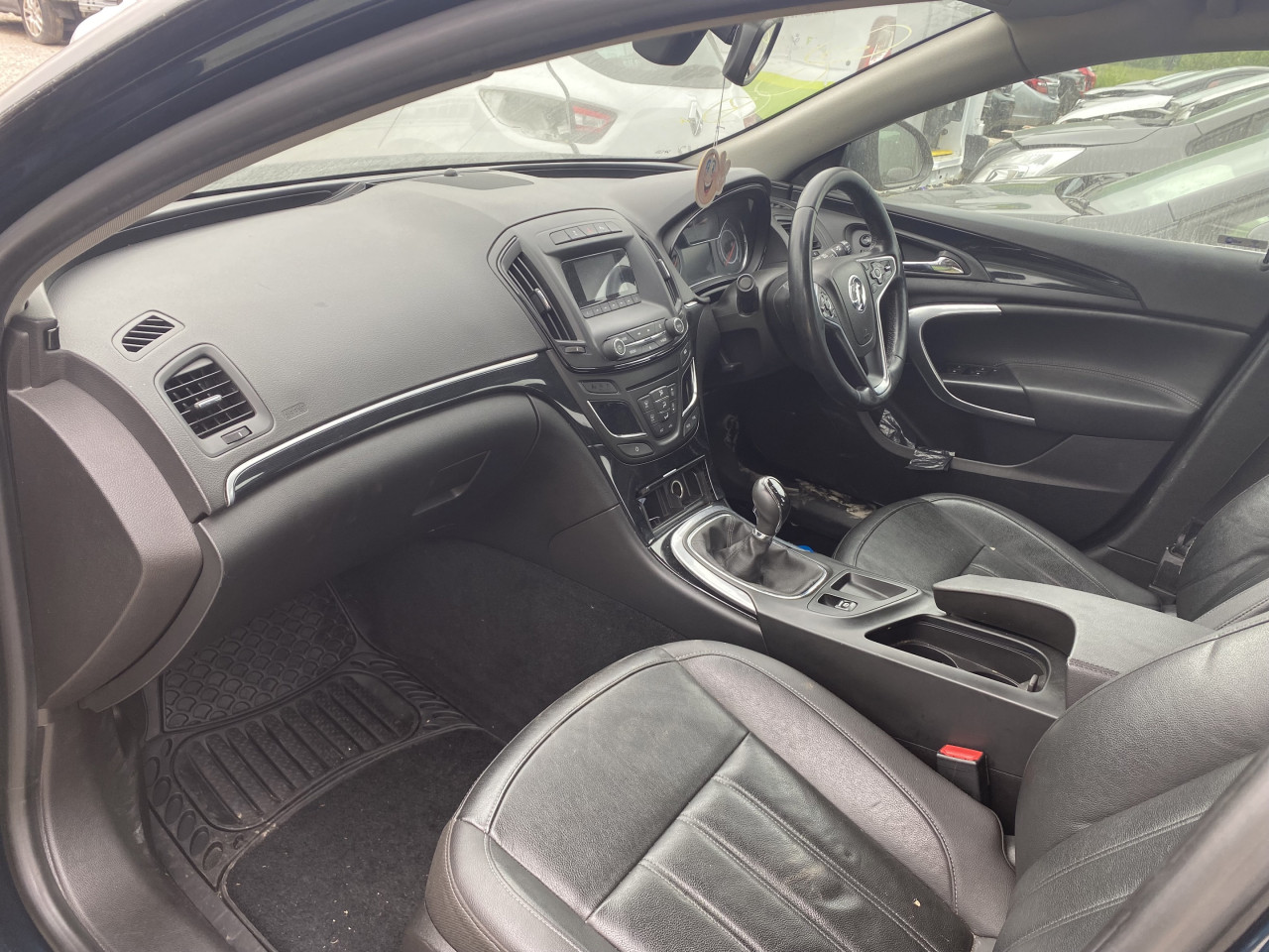 Opel insignia 2.0 xsenon 2014 dijelovi 063/117-176