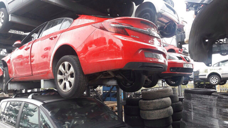 Opel insignia 1.6 dizel 2016 god dijelovi 063117176