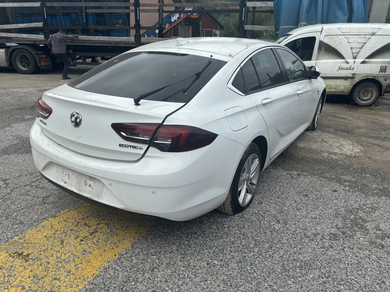 Opel insignia b 1.6d 2017g dijelovi