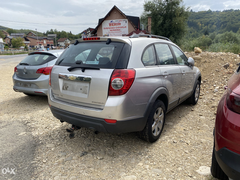 Chevrolet captiva 2.0 d 2009 dijelovi 063/117-176 063/992-835