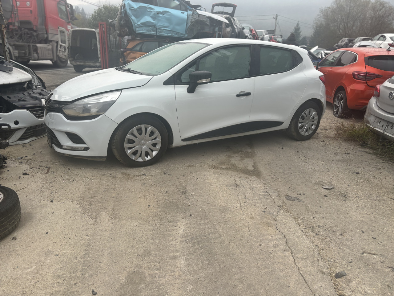 Renault clio  4 1.5 2017 g  dijelovi