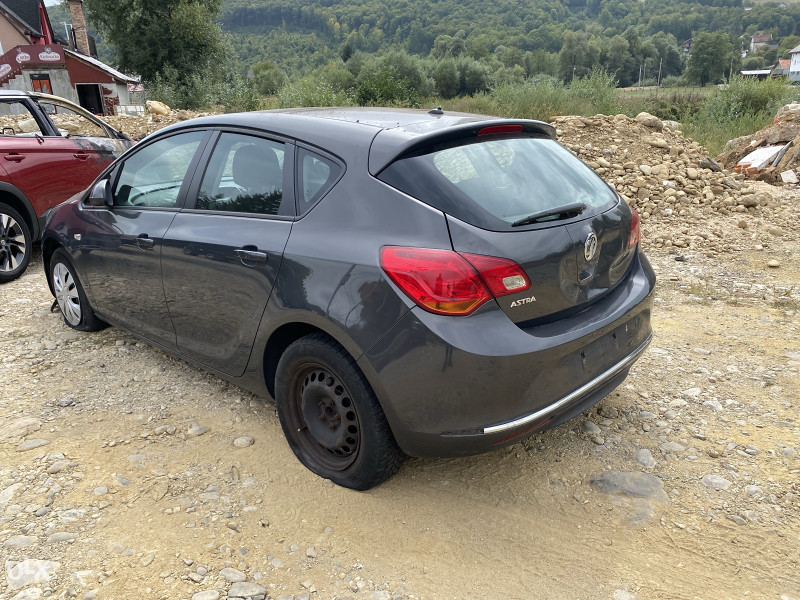Opel astra j1.3 d dijelovi 063/117-176 063/992-835