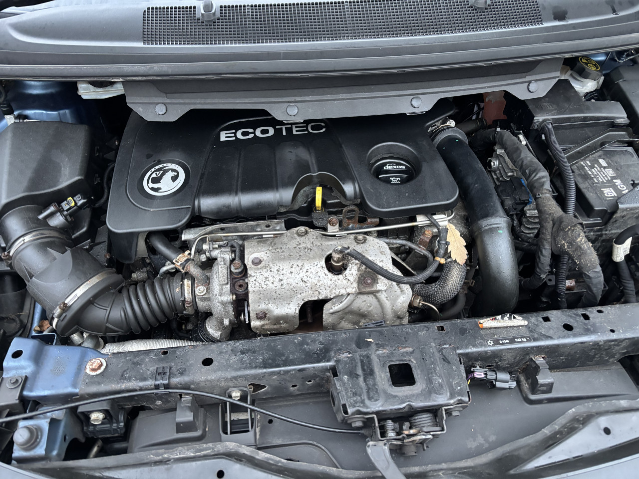Opel zafira b 1.6d 2015 dijeljvi