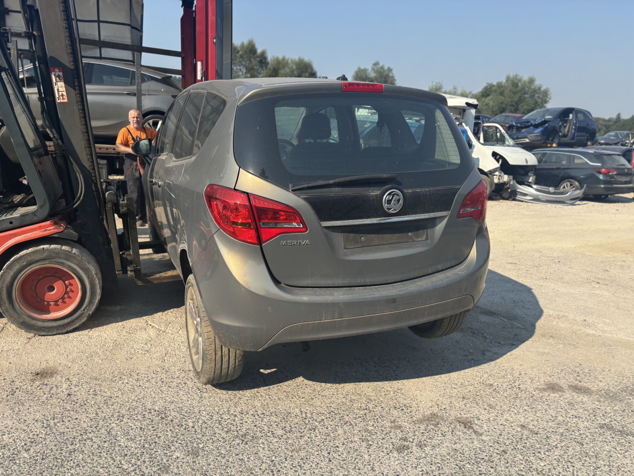Opel meriva b 1.4 b 2011 dijelovi