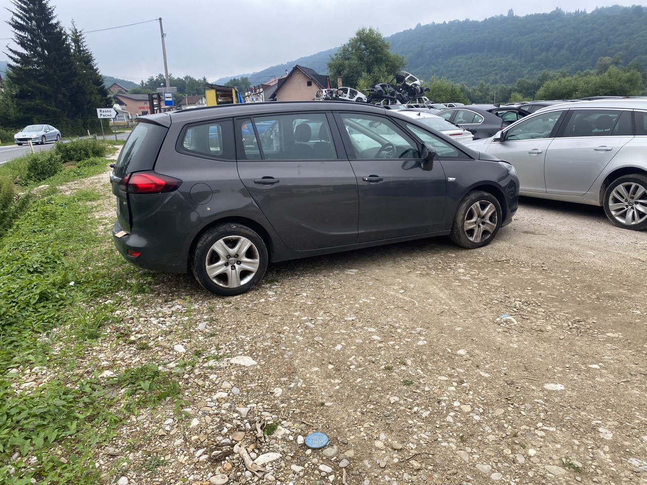 Opel zafira 2.0 d 2014 dijelovi