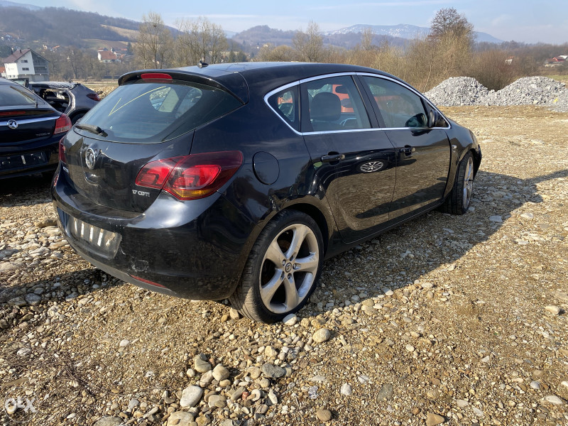 Opel astra j 1.7 81kw dijelovi 063/117-176. 063/992-835