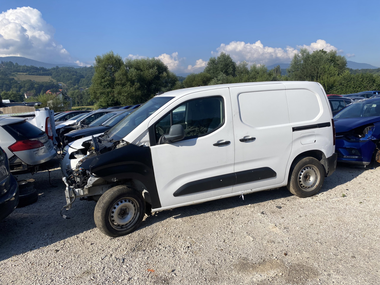 Opel combo 1.5 dci 2021 dijelovi