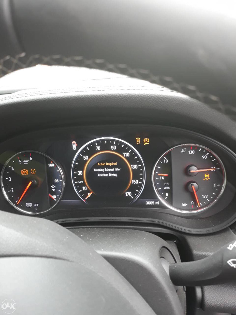 Opel insignia 2017 godina dijelovi  063117176