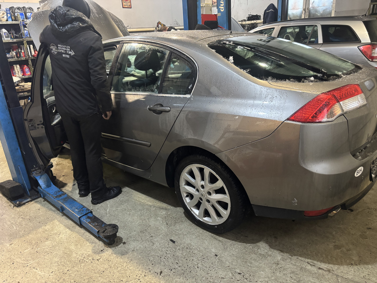 Renault laguna 2.0 d 2010 g dijelovi
