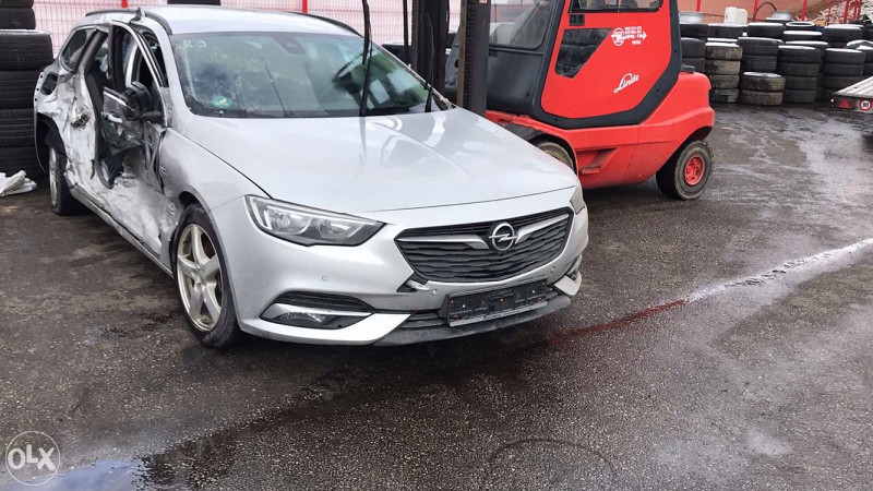 Opel insignia 2017 god dijelovi 063/117-176