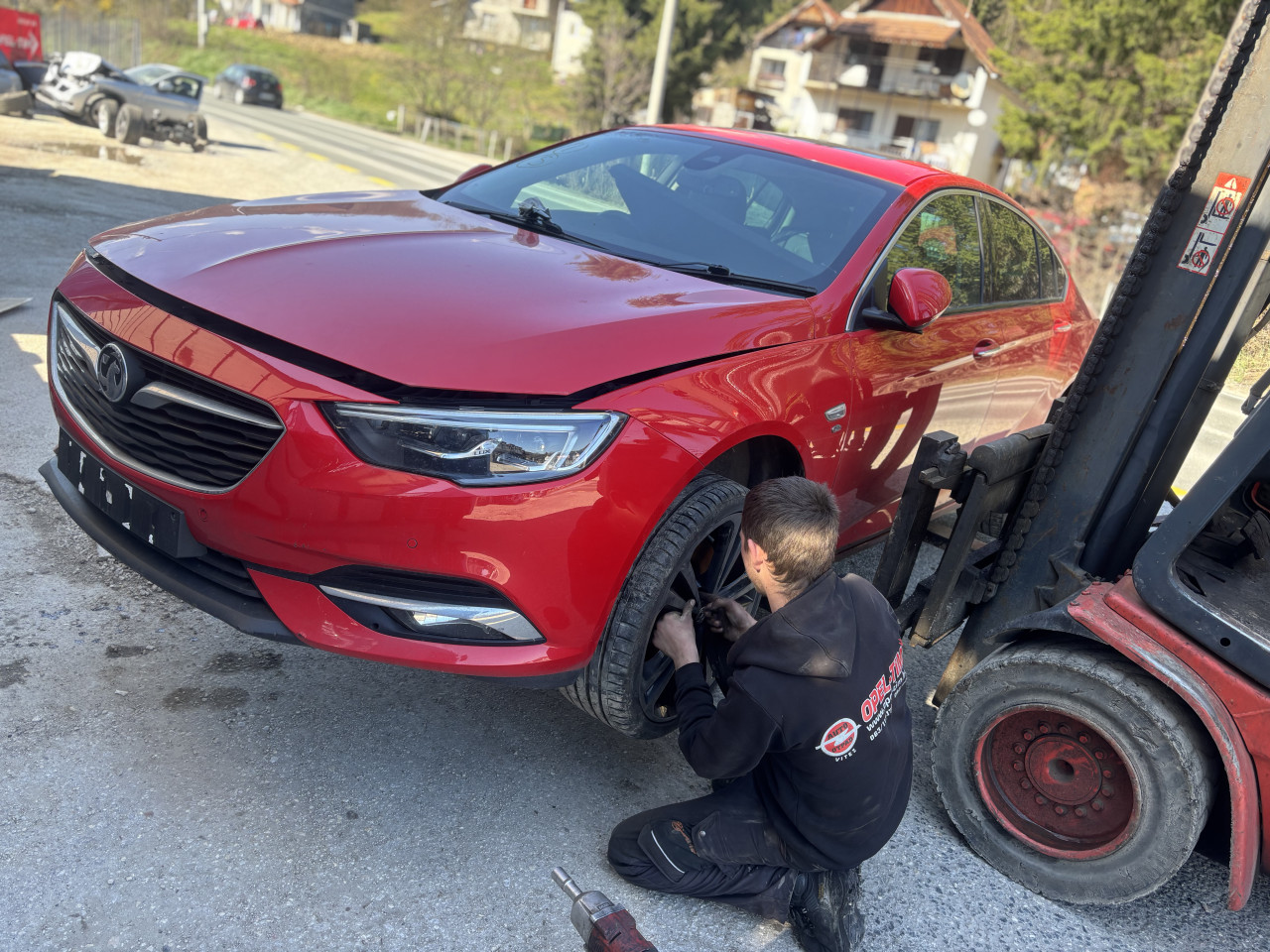 Opel insignia 2.0b 4x4 2018g dijelovi