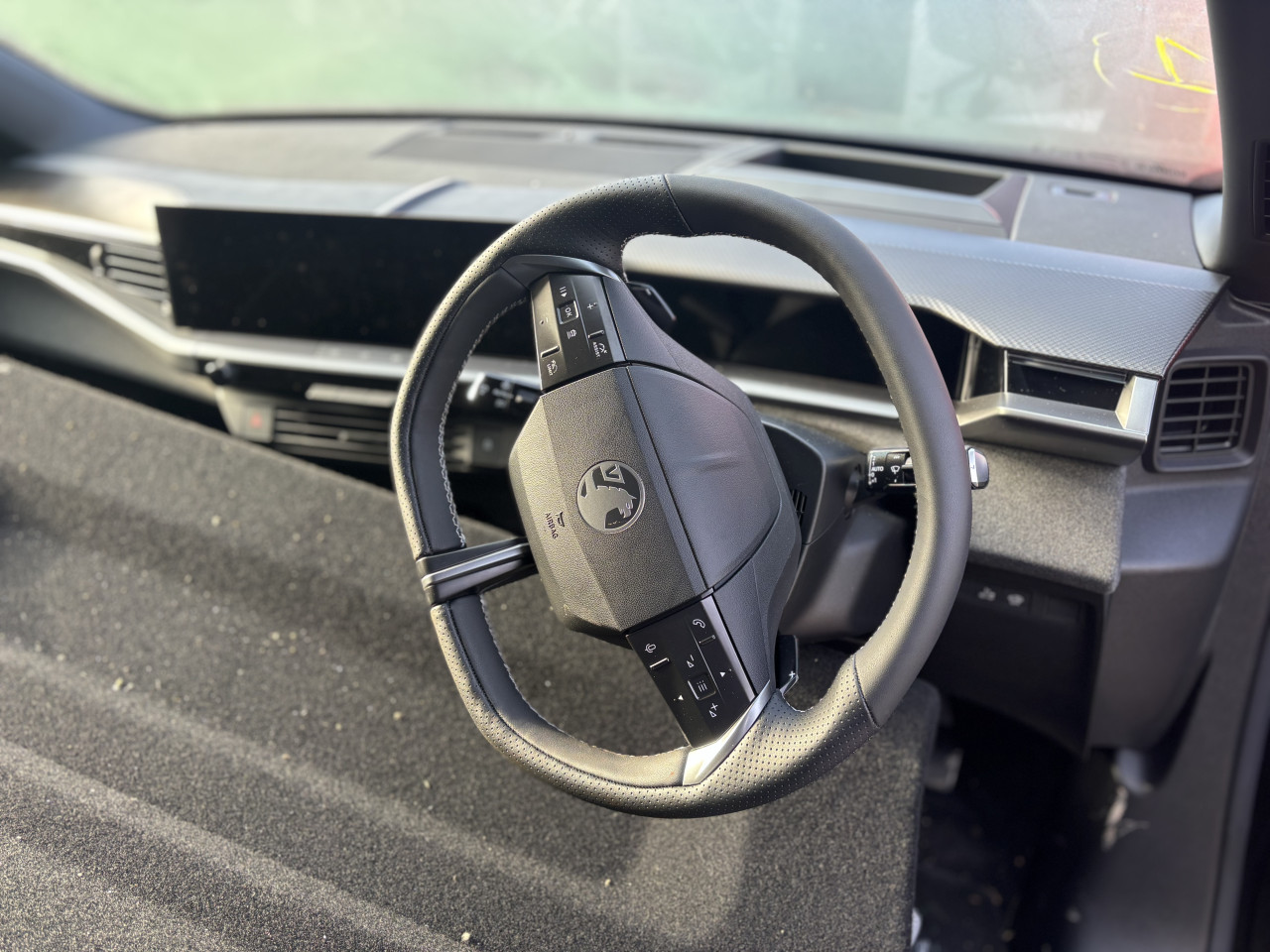 Opel grenland hibrid 2025g dijelovi