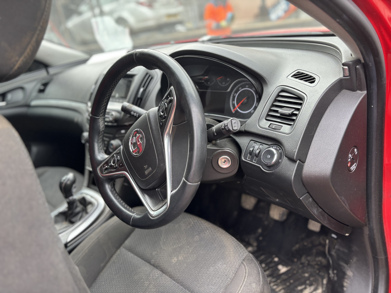 Opel insignia 2.0d 2015 dijelovi