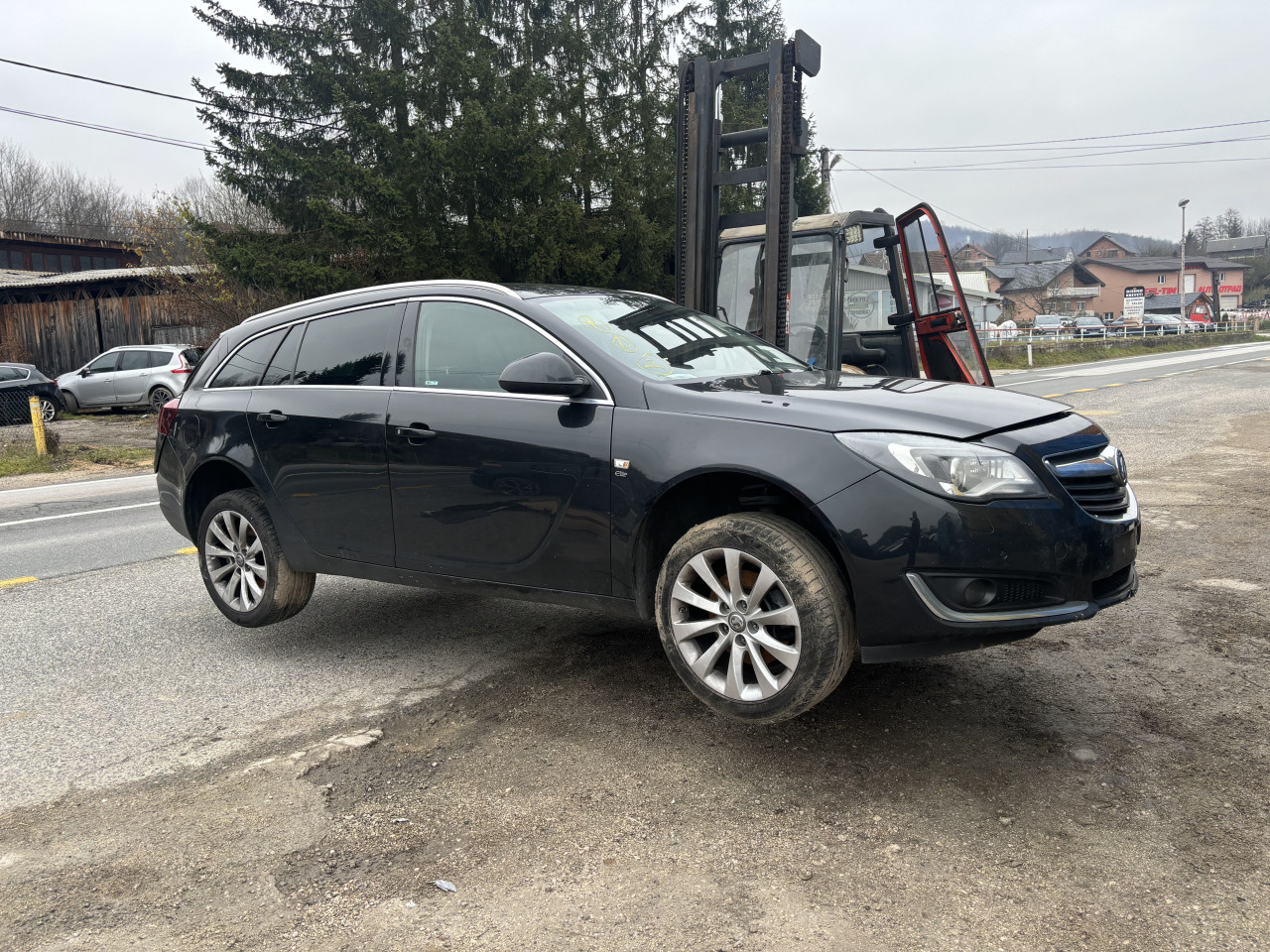 Opel insignia 2.0d 125kw dijelovi