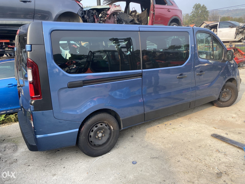 Opel vivaro 1.6 d  2016 putnicki dijelovi 063/117-176  063/992-835