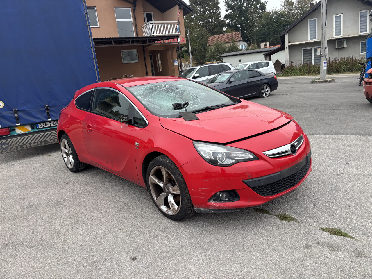 opel astra j gtc 2.0d 2013g dijelovi