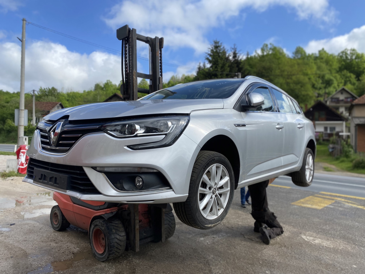Renault megane 4 1.6d karavan dijelovi