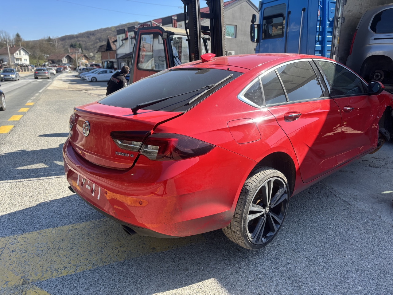 Opel insignia 2.0b 4x4 2018g dijelovi