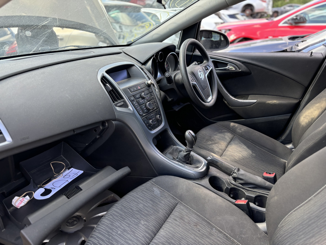 Opel astra j 1.7d 2015g dijelovi