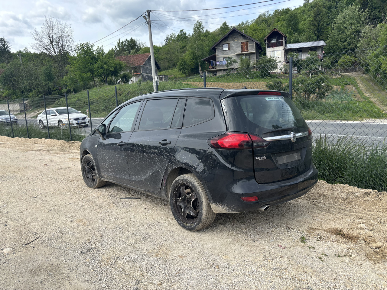 Opel zafira 2.0 d automatic dijelovi