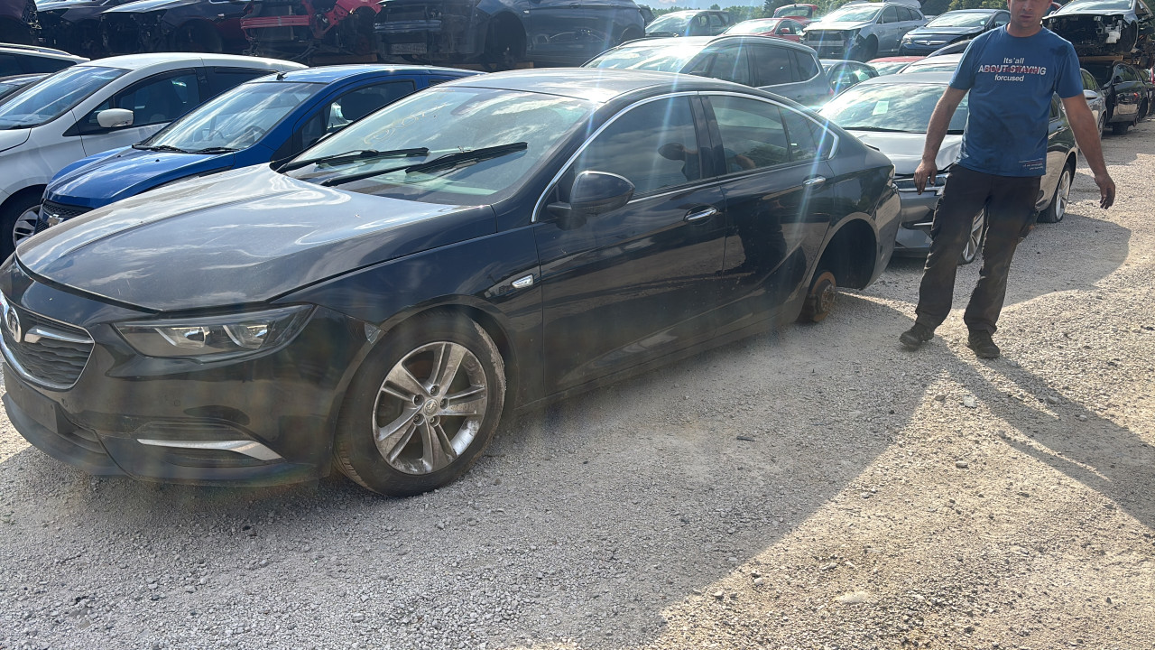 Opel insignia b 1.6d  2018 dijelovi