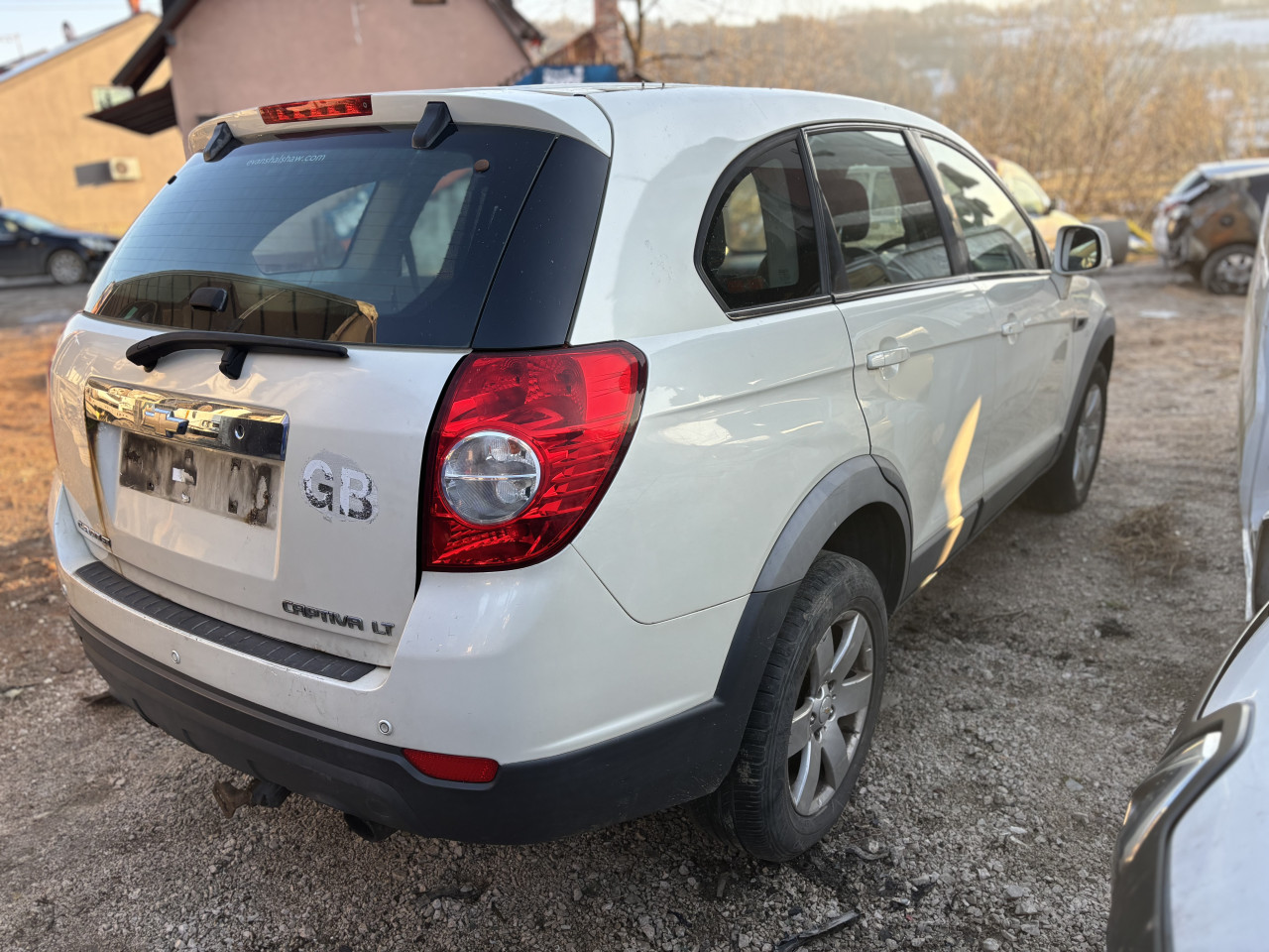 Chevrolet captiva 2,2 d 4x4 manelac dijelovi