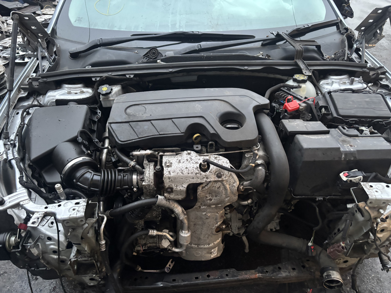 Opel insignia b 1.6 d 2017 dijelovi