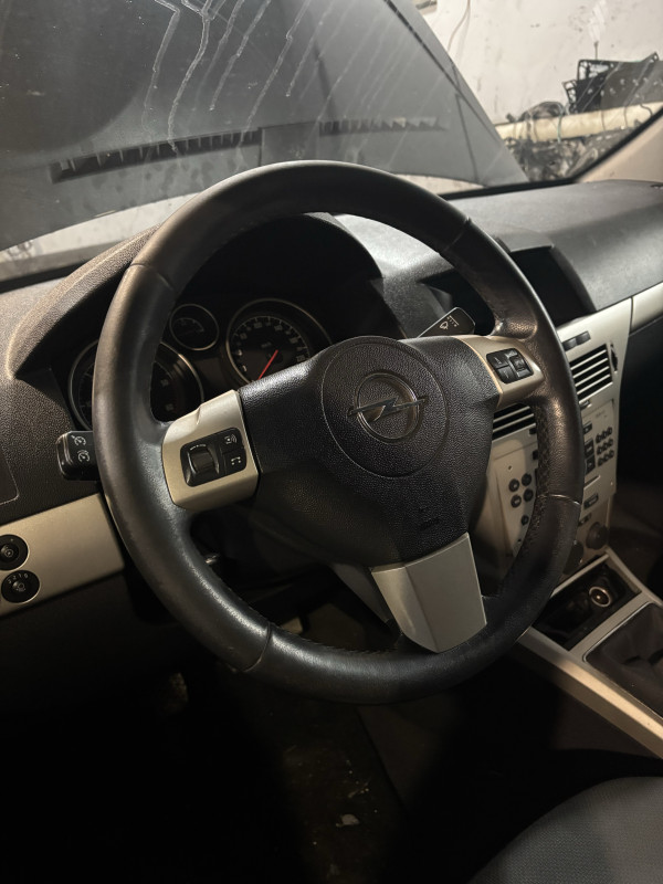 Opel astra h 1.9 88kw dijelovi