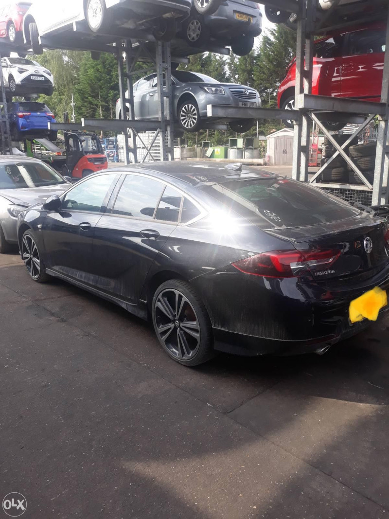 Opel insignia 2018 god dijelovi 063/117-176