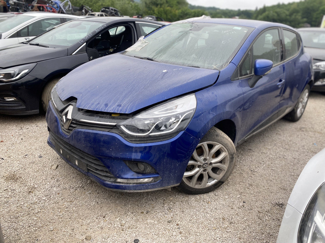 Renault clio 1.2b 2017g dijelovi 063/117-176