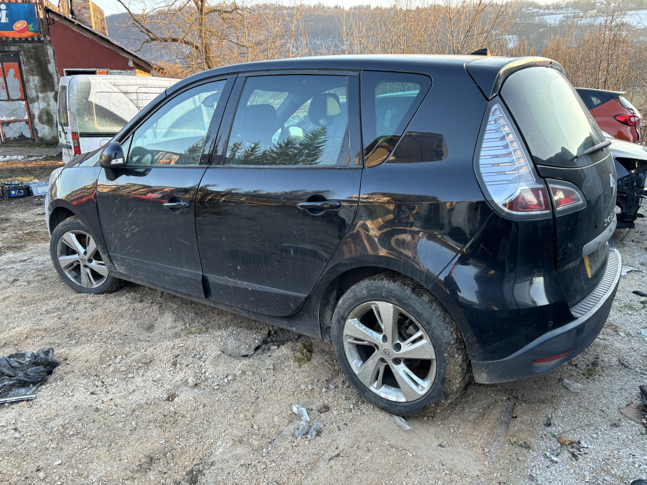 Renault scenic 1,5 dci 2014 g dijelovi